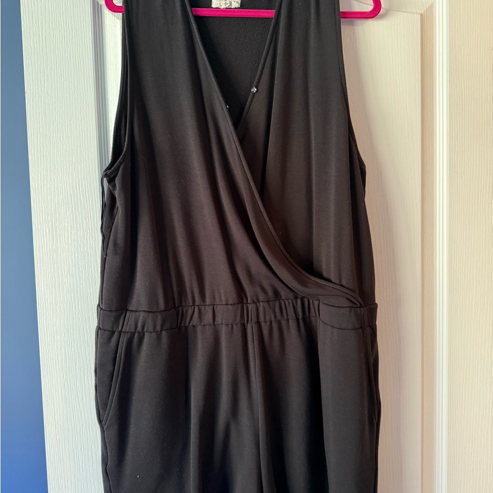 Lou & Grey Black Sleeveless Romper XL
